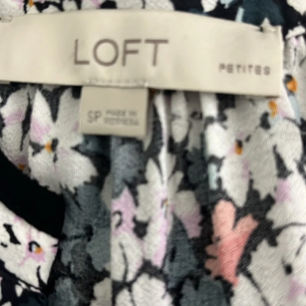 NWT Loft Size Small Petite garden split neck pocket dress $89 no belt